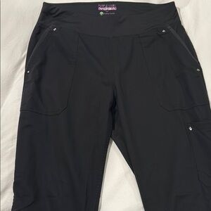 Women’s black boot cut scrub pants